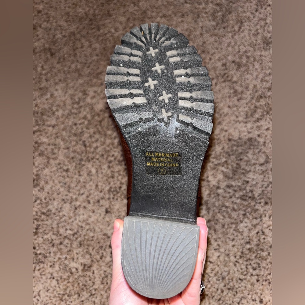 Amazon Booties - Picture 2 of 3